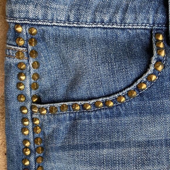 Guess Denim Raw Hem Embellished High Rise Jean Shorts Size 30 - Picture 2 of 11